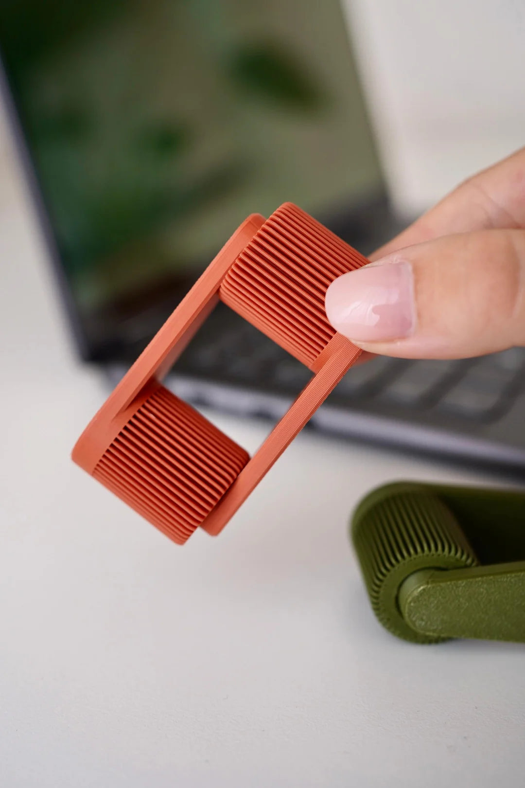 Zstore Mini portable laptop stand